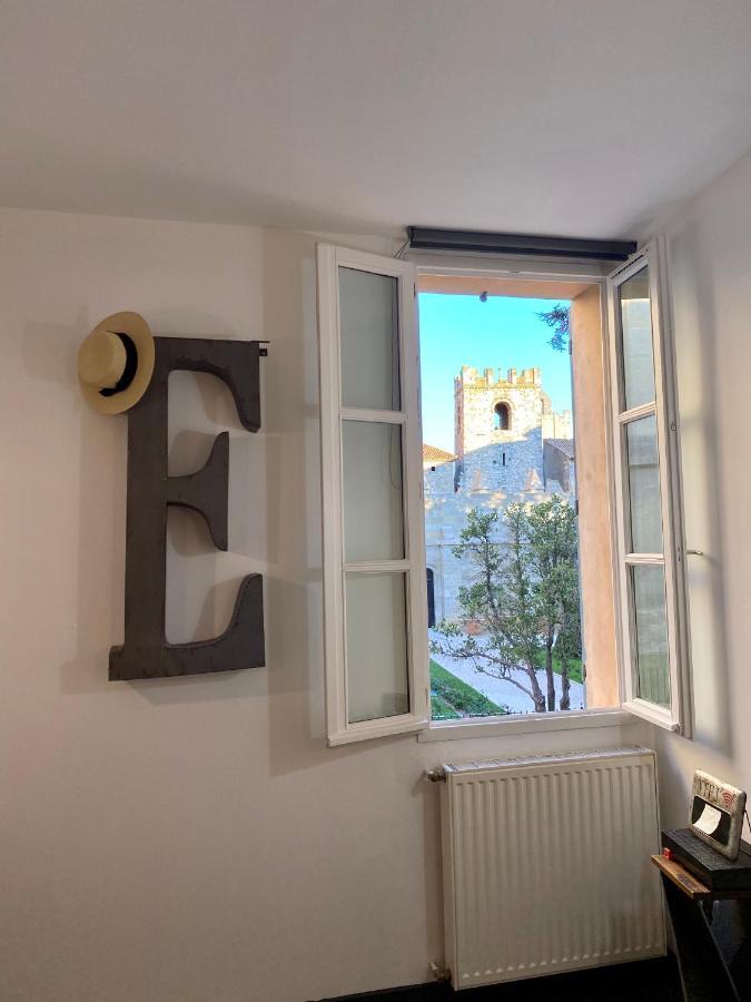 Tresors De La Cathedrale, Maison De Ville Sur 4 Niveaux Narbona Exterior foto